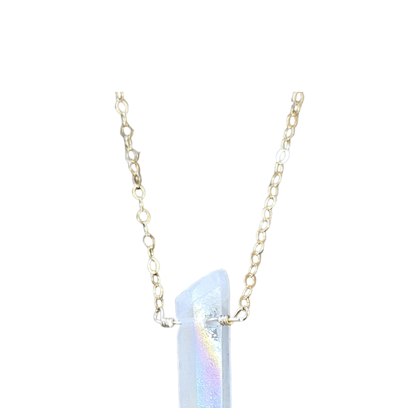 A Blonde And Her Bag Single Raw Rainbow Quartz Crystal Pendant Necklace In Gold