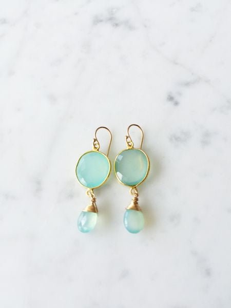 A_blonde_and_her_bag_jewelry Victoria Ojai Earring In Chalcedony And Gold