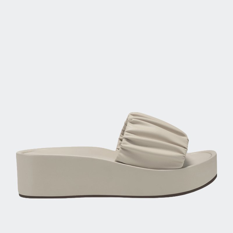 Aerosoles Dada Wedge-heel Sandal In Off-white