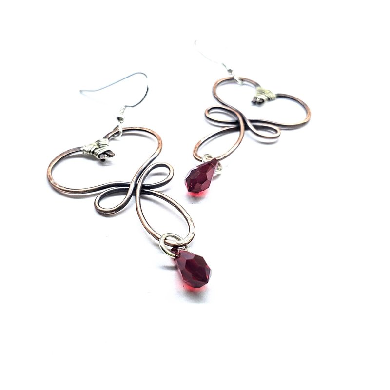 Alexa Martha Designs Copper Heart Crystal Drop Earrings In Red