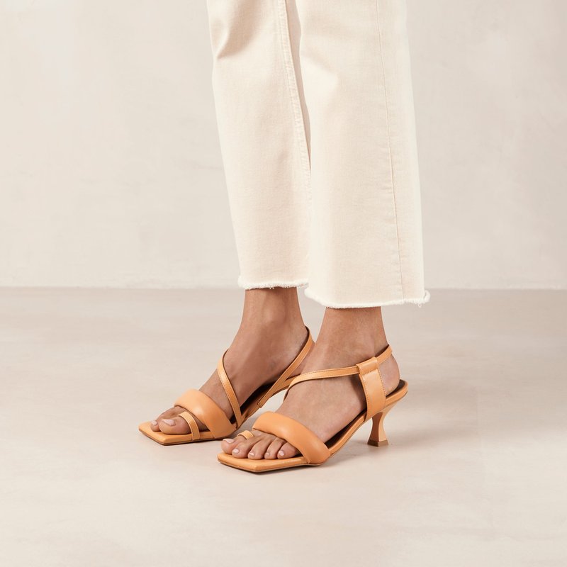 Alohas Asymmetric Straps Tangy Orange Leather Sandals