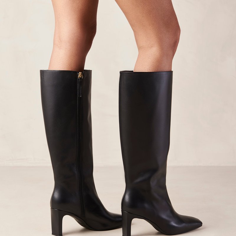 Alohas Isobel Leather Boots In Black