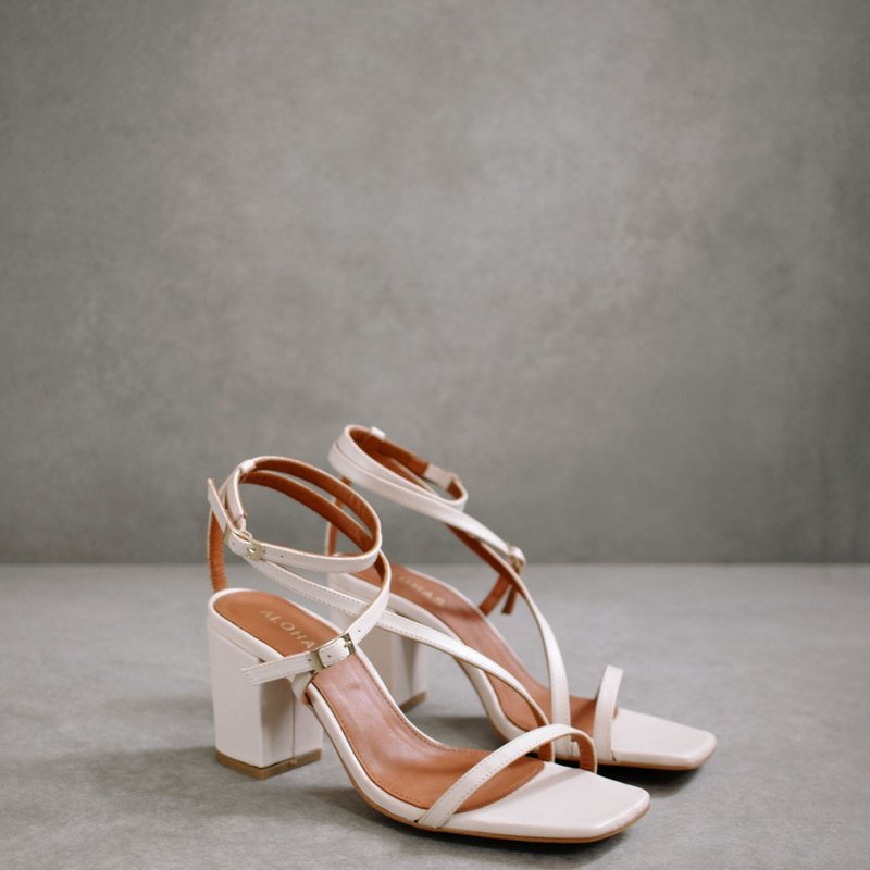 Alohas Manhattan Leather Sandals In White