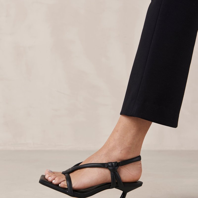 Shop Alohas Sheila Leather Sandals In Black