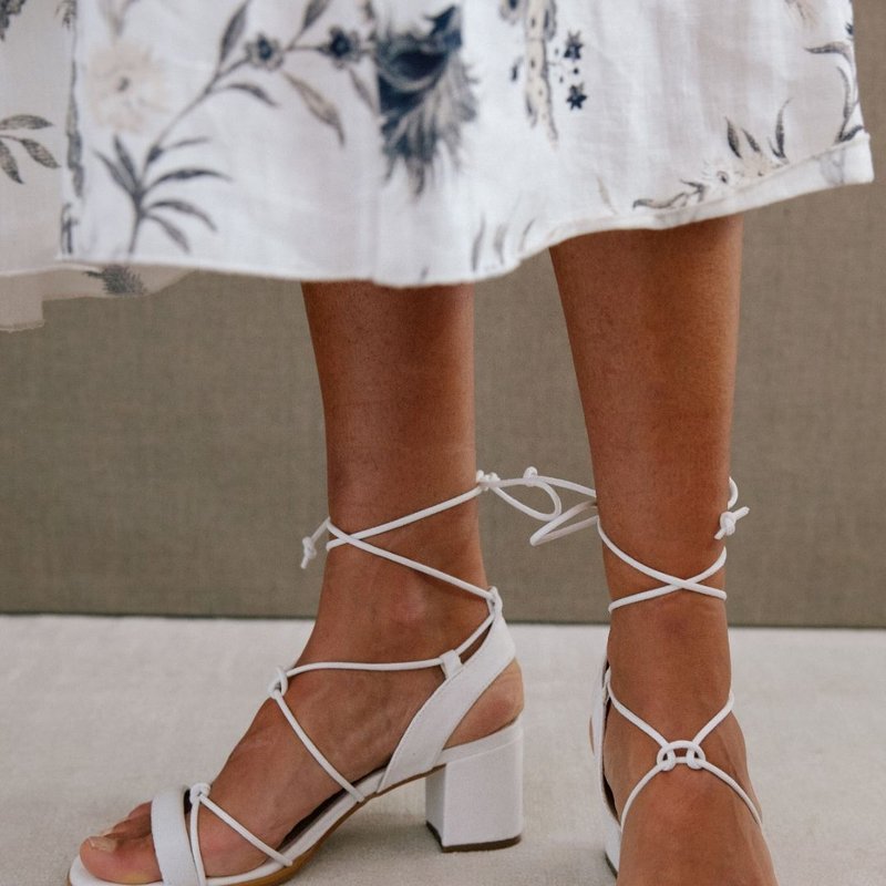 Alohas Sophie Sandals In White