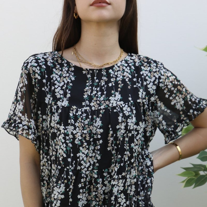Anna-kaci Short Sleeve Tiered Blouse In Black