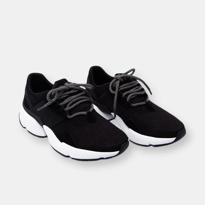 AVRE ENERGEE BLACK AND WHITE SNEAKERS 