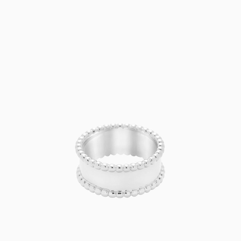 Bearfruit Jewelry Leilani Ring In White