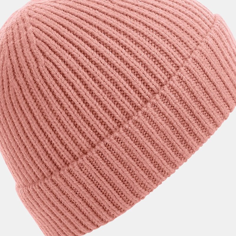 Beechfield Unisex Engineered Knit Ribbed Beanie In Pink