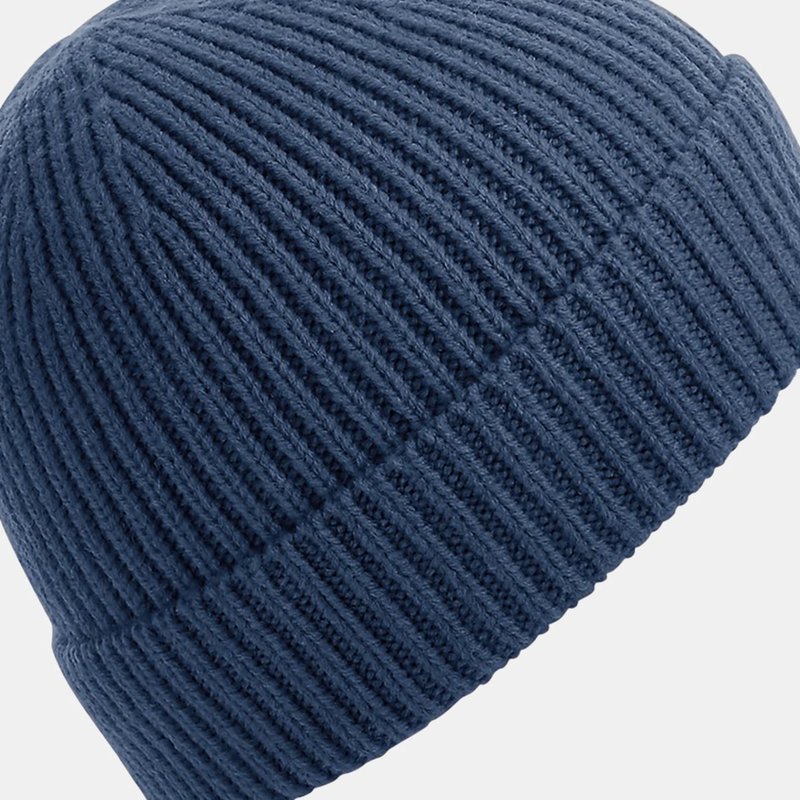 Beechfield Unisex Engineered Knit Ribbed Beanie In Blue