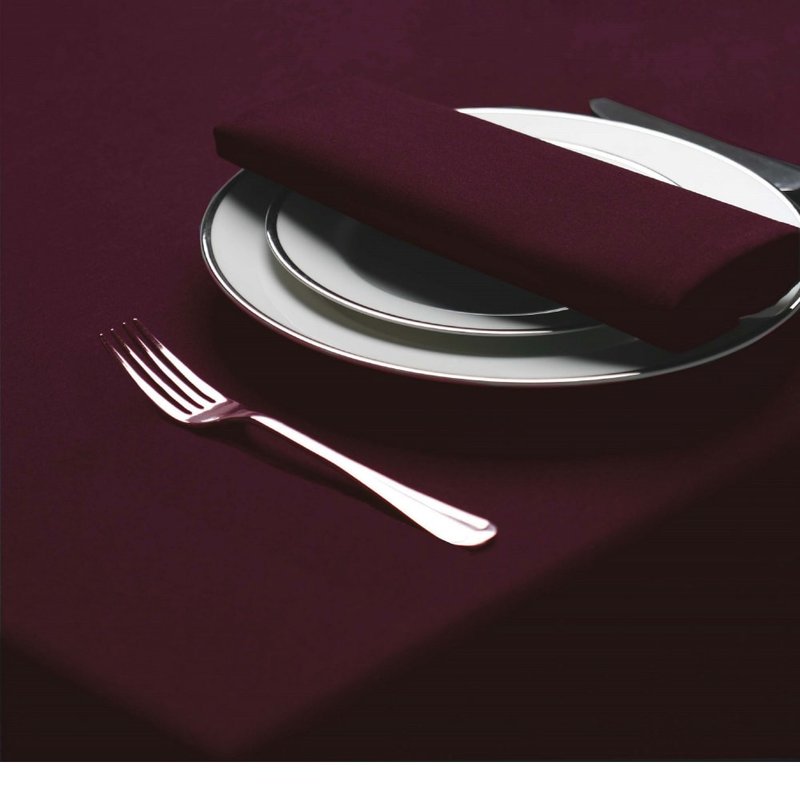 Belledorm Amalfi Rectangular Table Cloth (maroon) (70 X 144in) (70 X 144in) In Purple