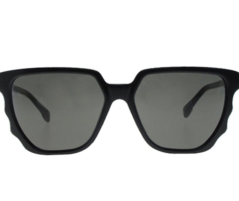 Big Horn Hagita + S Sunglasses In Black