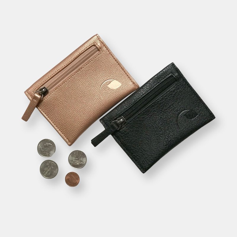 Shop Canopy Verde Baltic Envelope Card Case With Coin Compartment In Gold