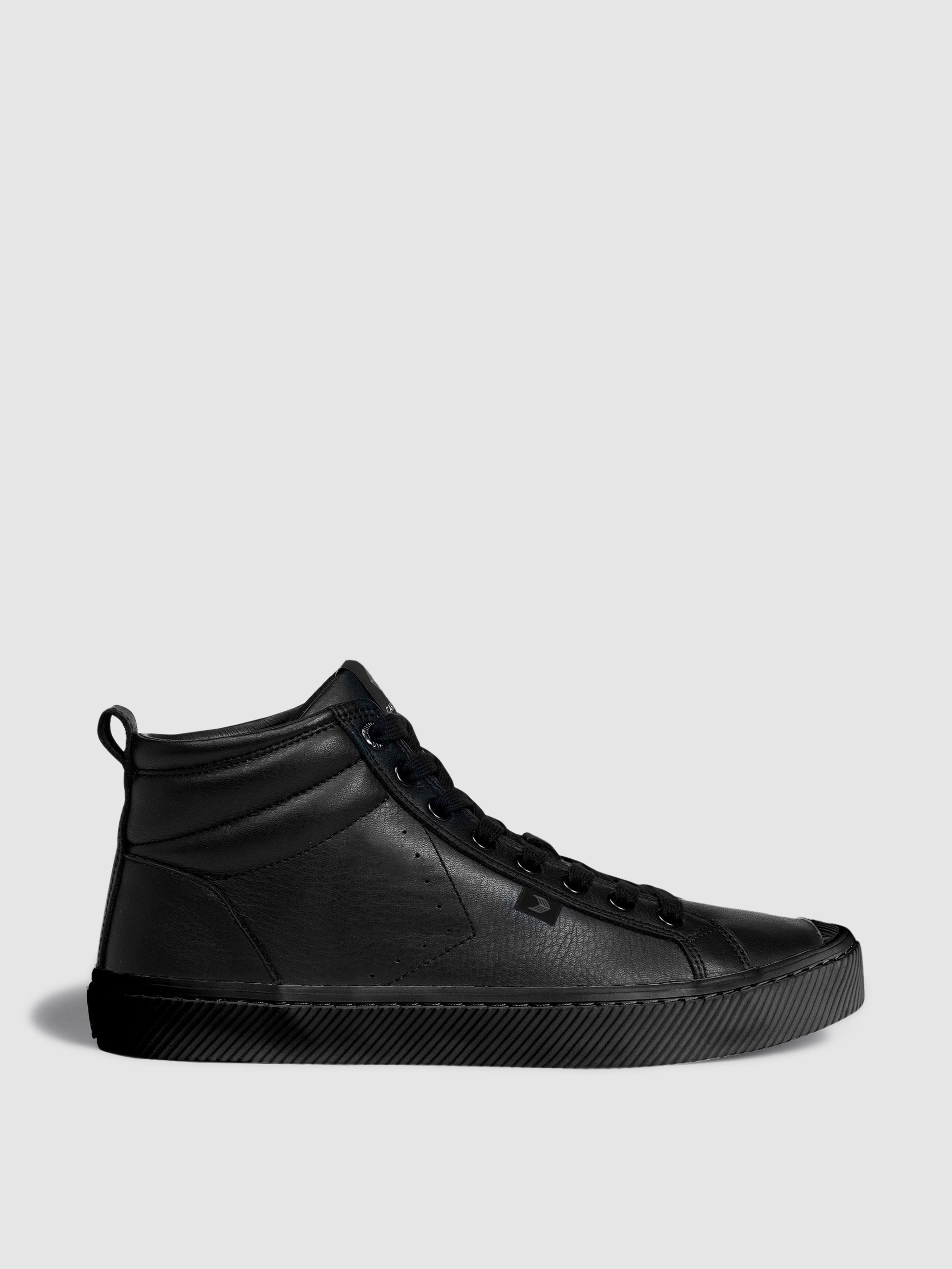 Cariuma Oca High All Black Premium Leather Sneaker Women