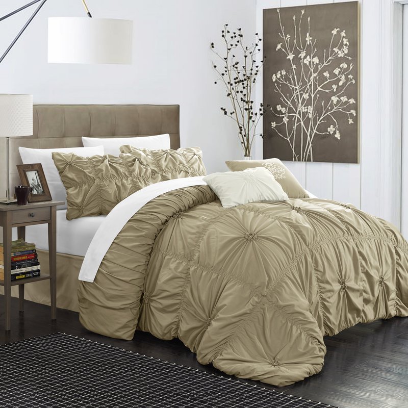 Chic Home Design Hyatt 10 Piece Comforter Set Floral Pinch Pleated Ruffled Designer Embellished Bed In A Bag Bedding In Green