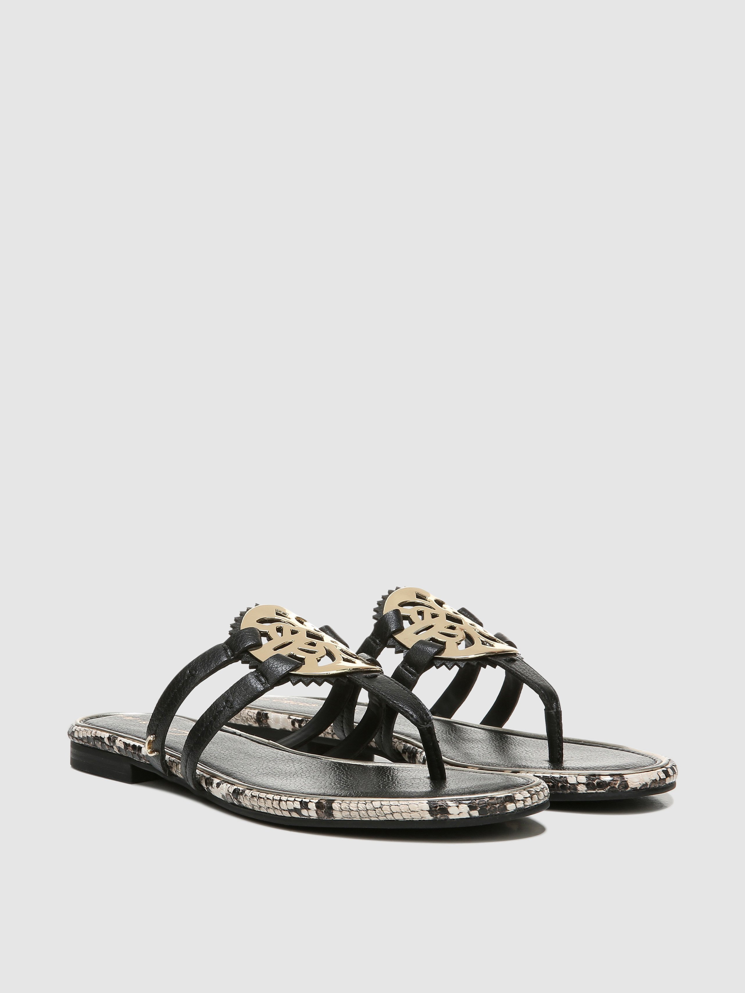 Canyon medallion flat on sale sandals