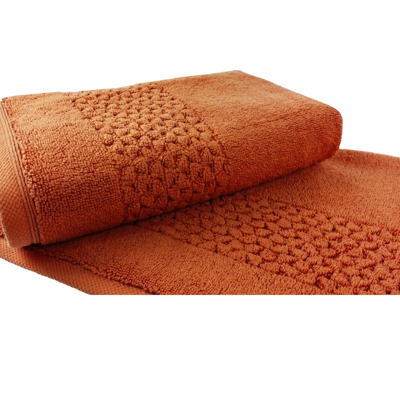 Shop Classic Turkish Towels Hardwick Jacquard Tub Mat In Red