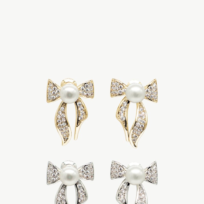 Shop Classicharms Freshwater Pearl Butterfly Stud Earrings Set In Gold