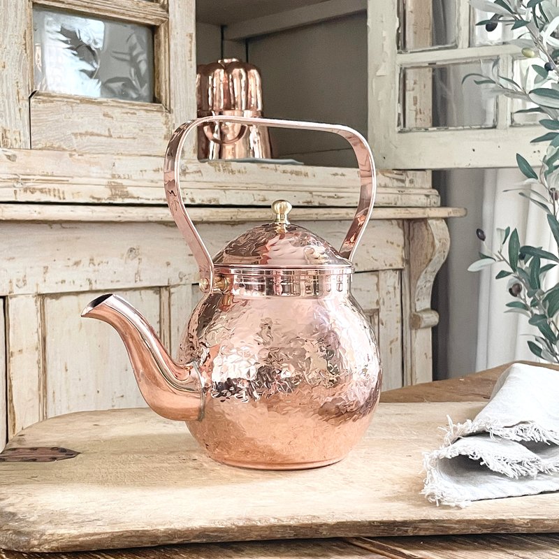 Coppermill Kitchen Vintage Inspired Copper Hand Hammered Teapot In Pink