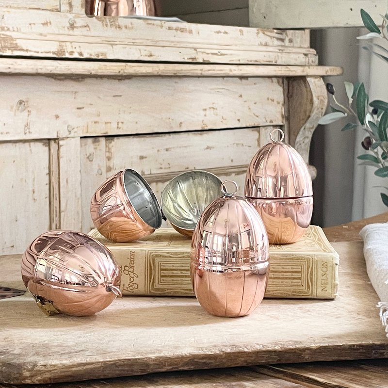 Coppermill Kitchen Vintage Inspired Copper Handmade Egg Ornaments Set/4 In Gold