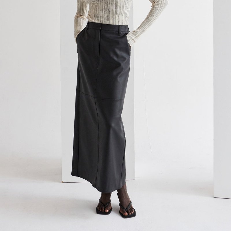 Crescent Jade Column Maxi Skirt In Black