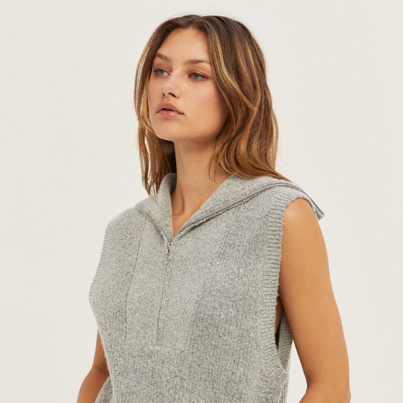 Crescent Quarter Zip Sweater Vest In Grey
