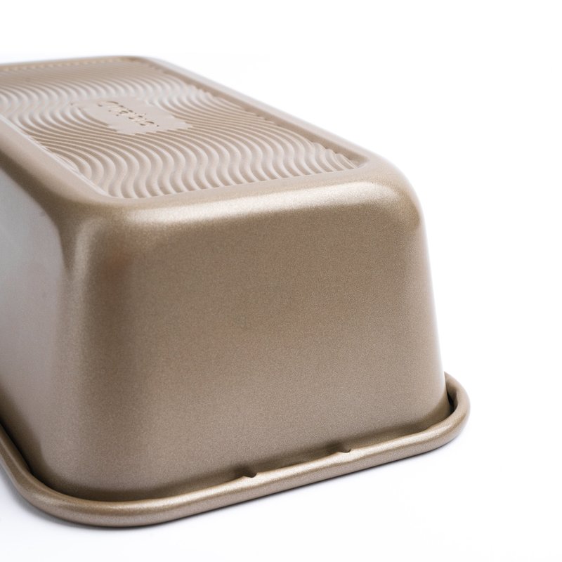 Cuisipro Loaf Pan In Gold