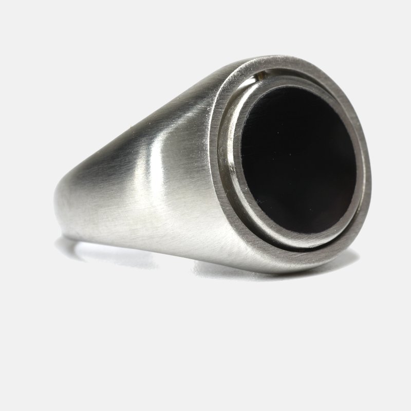 Curated Basics Reversible Oynx Ring In Grey