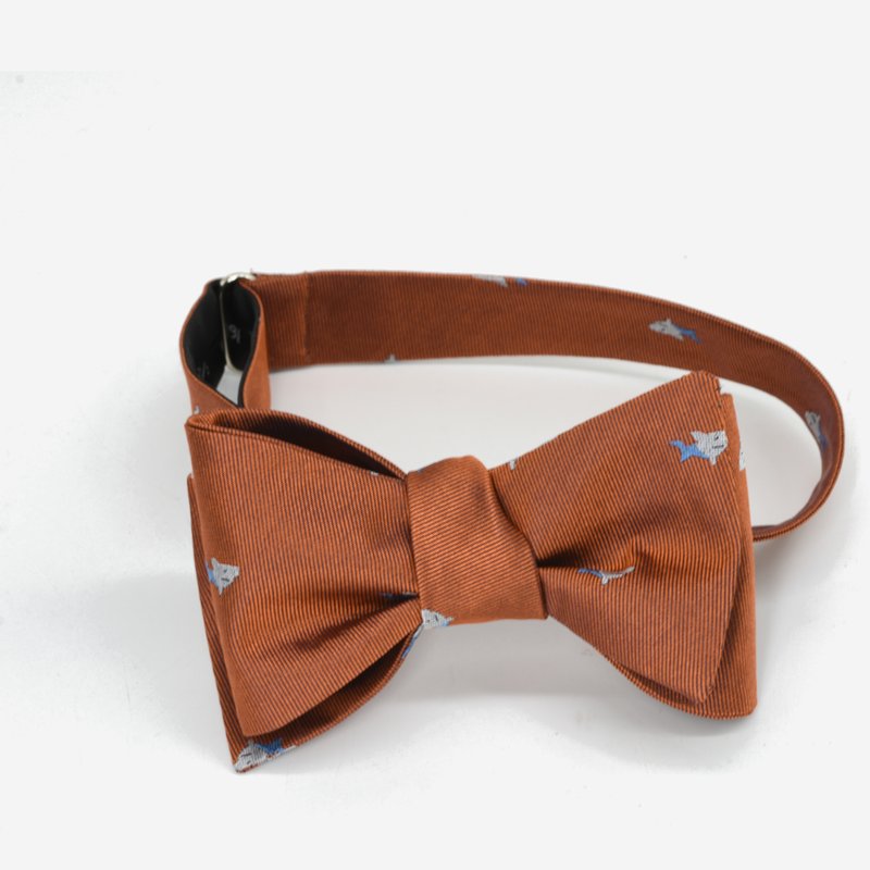 Curated Basics Shark Bow Tie In Brown