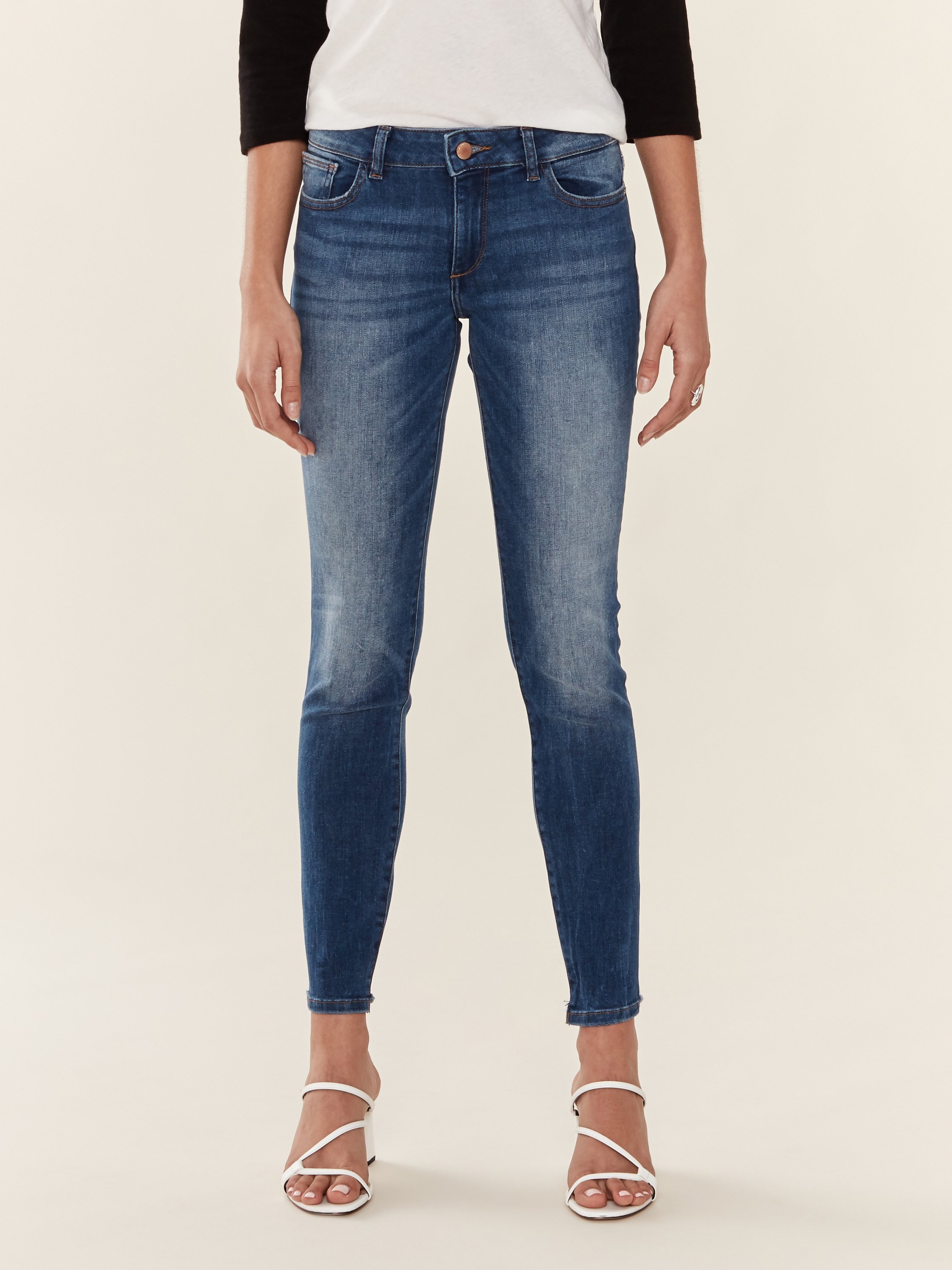 low waist ankle jeans