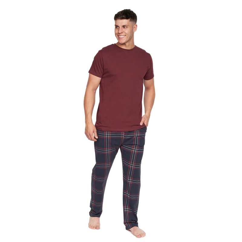 Duck And Cover Mens Callister Pajama Set In Red