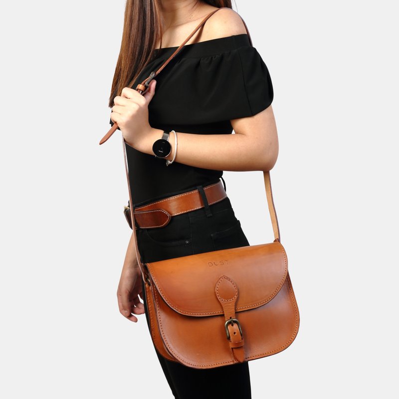 Shop The Dust Company Mod 107 Hobo Bag In Cuoio Brown