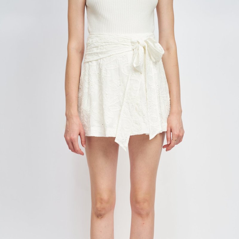 En Saison Viatrix Mini Skirt In White