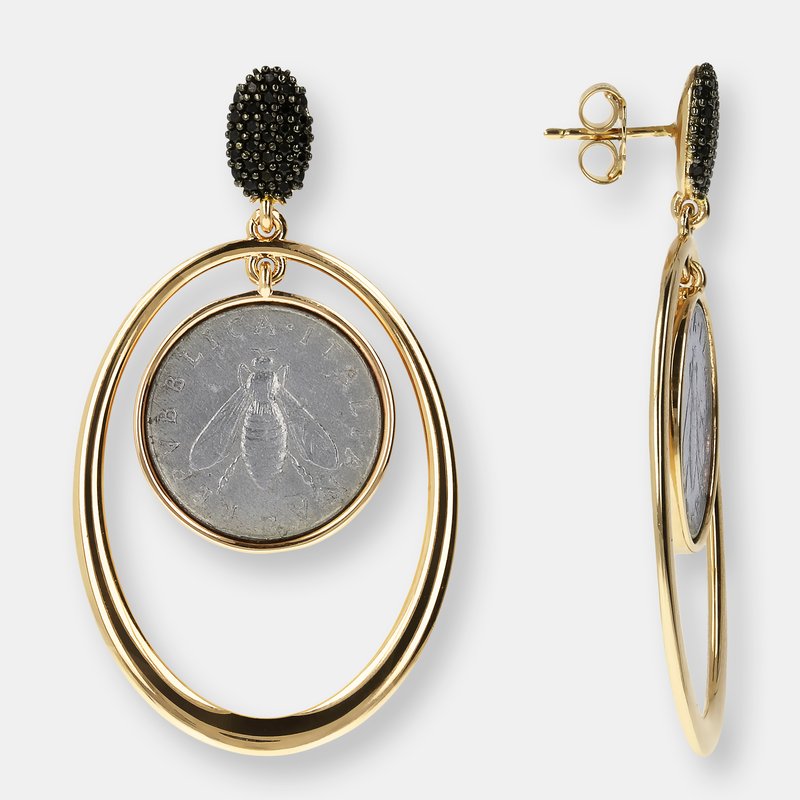 Shop Etrusca Gioielli Oval Pendant Earrings With Coin In Gold