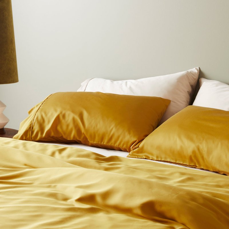 Ettitude Signature Sateen Pillowcase Set In Yellow