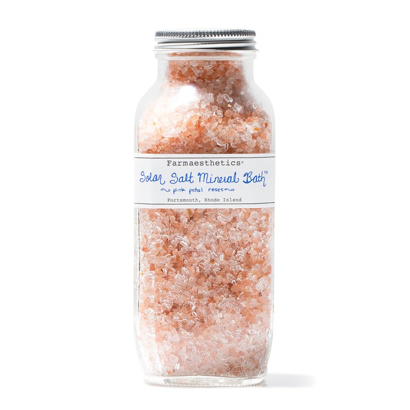 Farmaesthetics Pink Petal Roses Solar Salt Mineral Bath – 16 oz