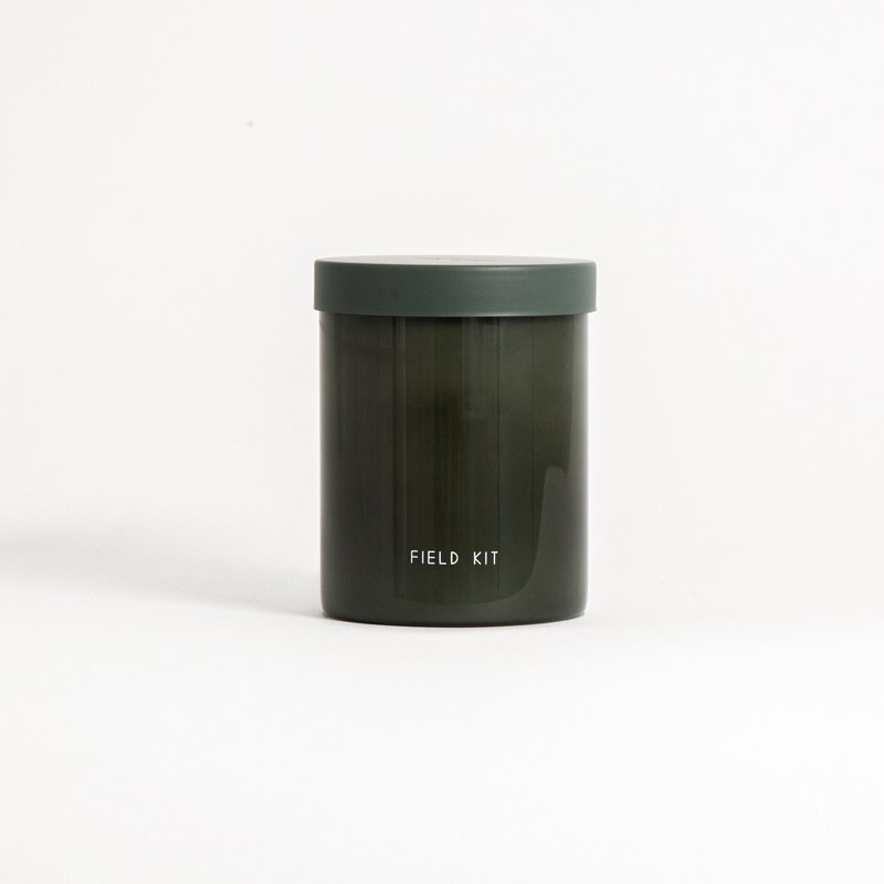 Field Kit The Explorer Candle In Green