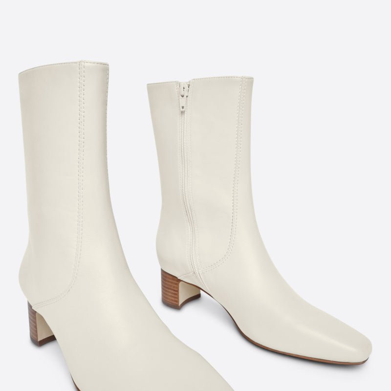 Intentionally Blank Kisskiss Heeled Boot In White