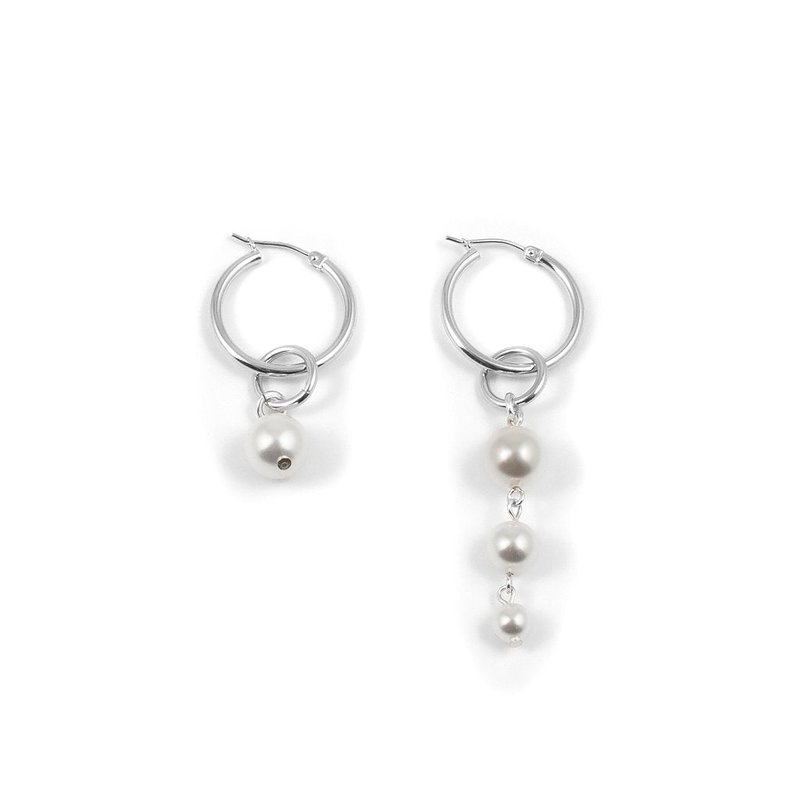 Joomi Lim Mini Hoop Earrings W/ Pearl Drops In Grey