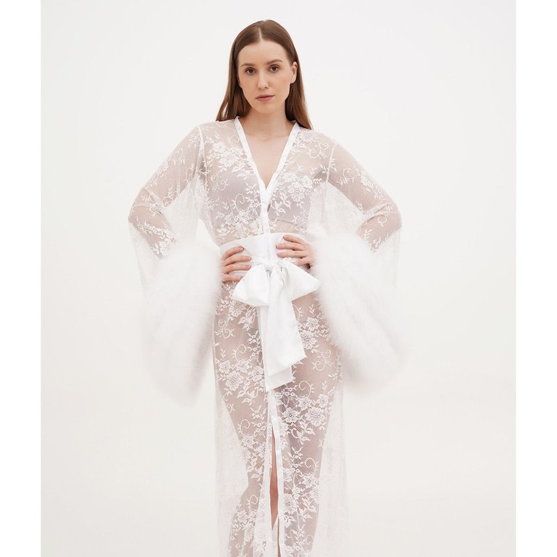 Kâfemme Sophie Sheer Long Lace Old Hollywood Robe In White