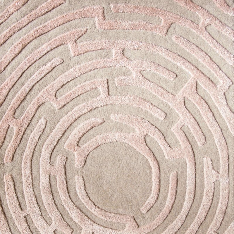 Kevin Francis Design Amiens Hand-tufted Maze Rug In Pink