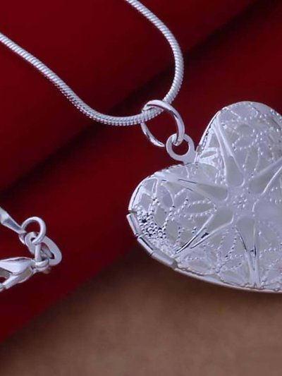 KimmyShop Silver Plated Heart Pendant Necklace (925 Sterling Silver - Star) product