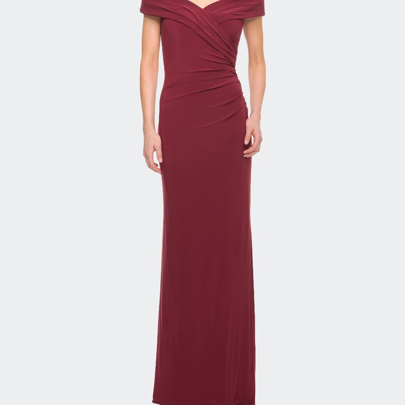 La Femme Off The Shoulder Jersey Dress With Ruching In Wine