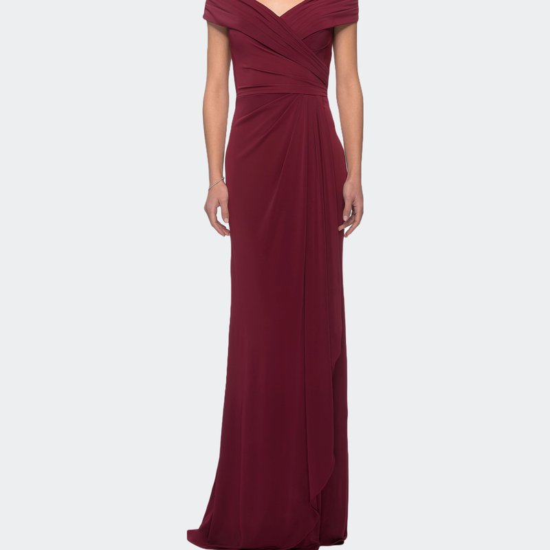 La Femme Ruched Jersey Long Gown With V-neckline In Wine