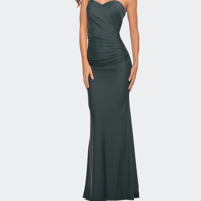 La Femme Sweetheart Strapless Gown With Side Ruching In Dark Emerald