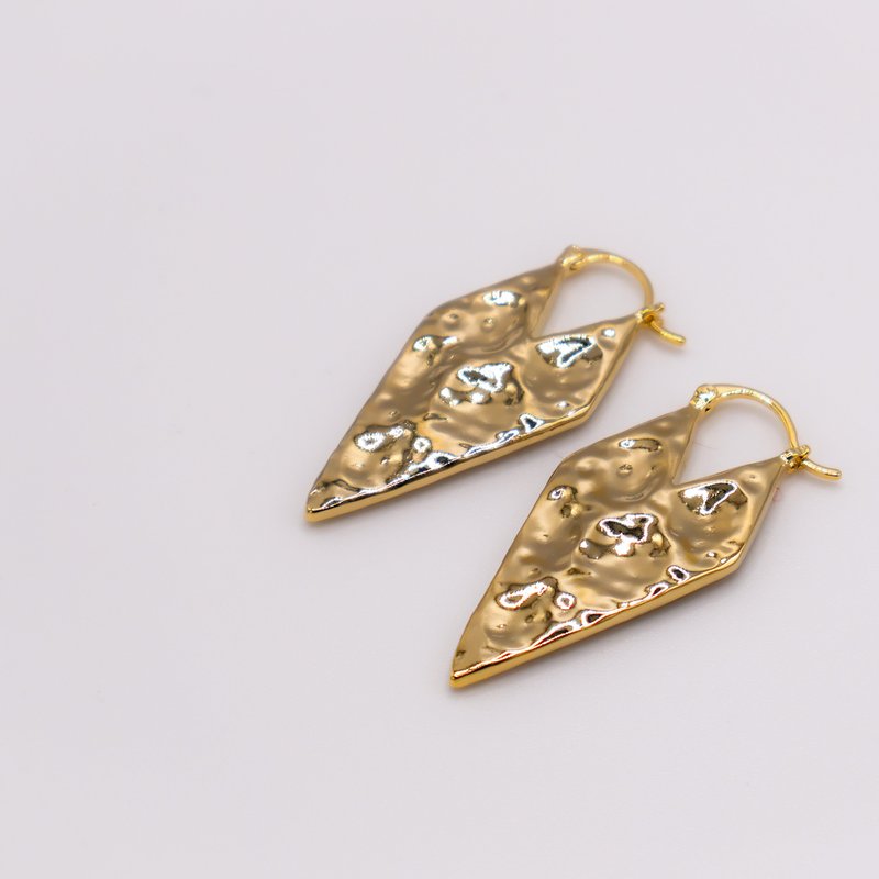 Le Réussi Gold Geometry Glam Earrings