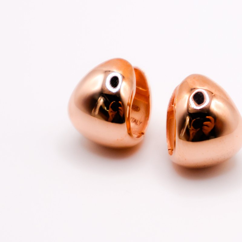 Le Réussi Italian Rose Gold Peanut-shaped Earrings