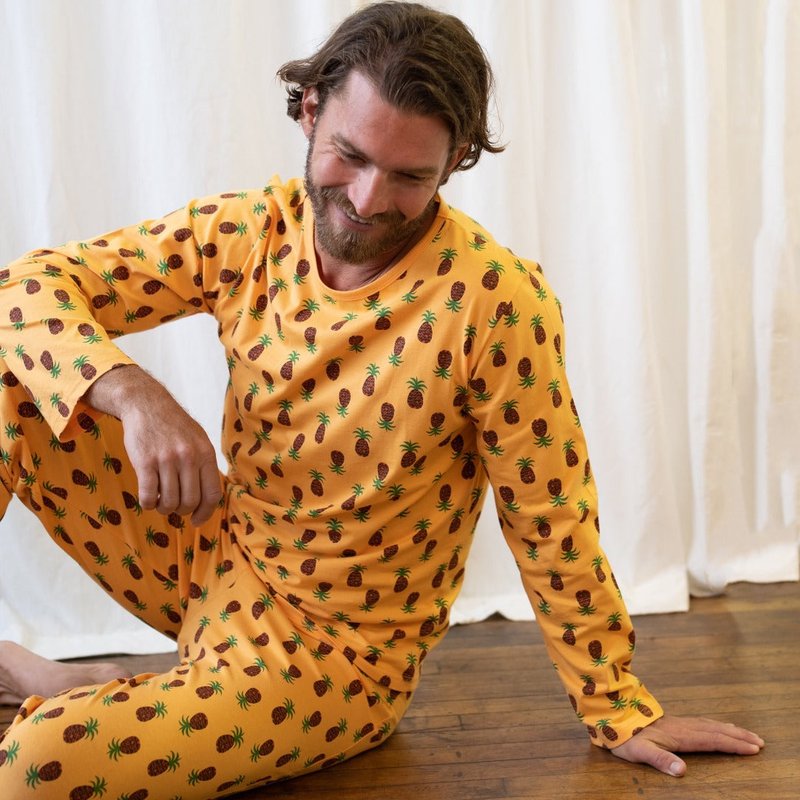 Leveret Mens Loose Fit Pineapple Pajamas In Yellow