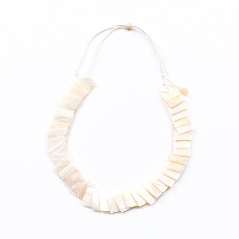Likha White Mother Of Pearl Necklace