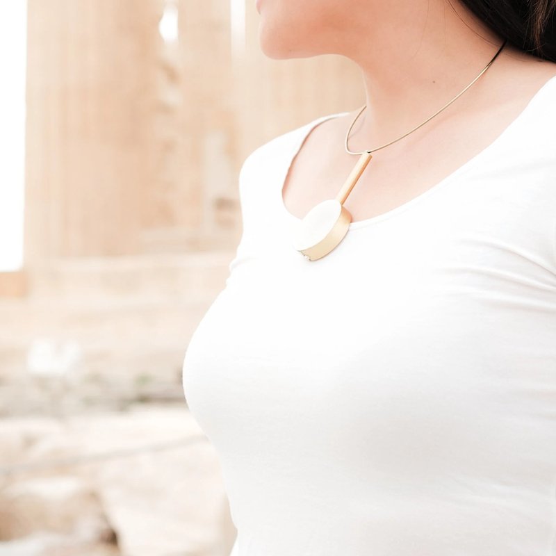 Shop Likha White Statement Necklace In Gold
